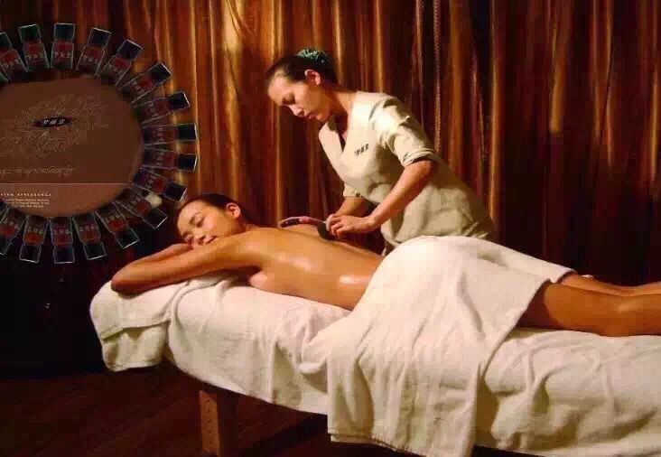 美容院裝修要從哪些方面進(jìn)行呢？_美容院裝修_中小型美容院裝修效果