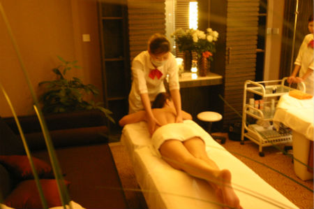 新開的美容院加盟店如何吸引客戶？