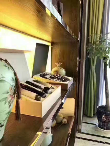 在小區(qū)里開美容院需要多少錢？能不能經(jīng)營下去？