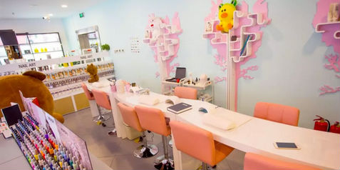 唯拾壹|生意火爆的美妝店都在賣什么？只賣產(chǎn)品你就輸了！