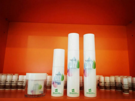 圣誕節(jié)，來NEWNEW智能光電美膚館給心愛的人驚喜吧