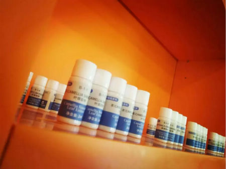 圣誕節(jié)，來NEWNEW智能光電美膚館給心愛的人驚喜吧