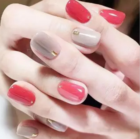 奔赴跨年趴，你需要TOK美甲來(lái)?yè)螆?chǎng)面 