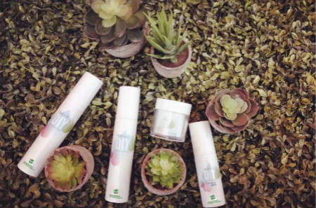 NEWNEW|春節(jié)給媽媽好的禮物，就是讓她變美