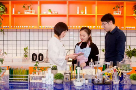 開一家人人都愛逛的唯11美妝店，只要4招全搞定！