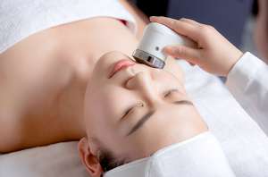 秋季護膚美容院都有哪些熱門項目？