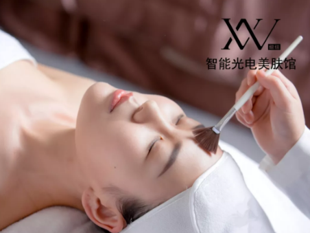 奶滑煥膚套：一掃暗黃，還你水潤(rùn)透亮高清臉