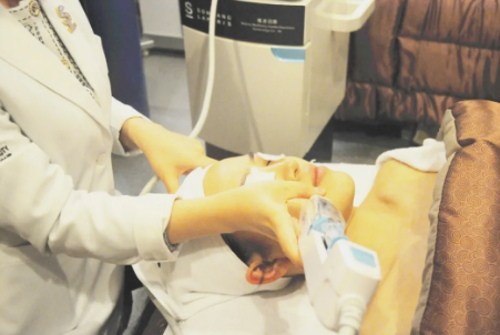 經(jīng)常做這幾件事的人，更需要定期做皮膚管理