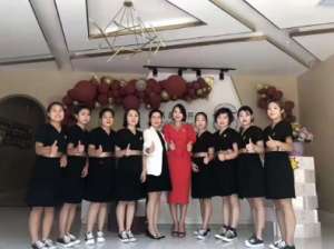 經(jīng)營(yíng)美容院要怎么提升美容師的氣質(zhì)呢？
