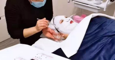 VN智能光電美膚館：木乃伊煥膚，每個(gè)人都有必做的理由！