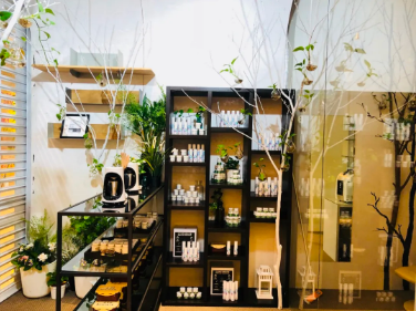 VN風(fēng)向標(biāo)：定制護(hù)膚品有錢途嗎？新消費(fèi)趨勢(shì)告訴你