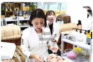 美容院美容師素質(zhì)的好壞直接影響銷售