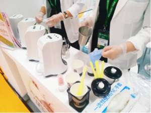 Z世代顏值經(jīng)濟崛起，私人定制護膚品迎來大熱時代