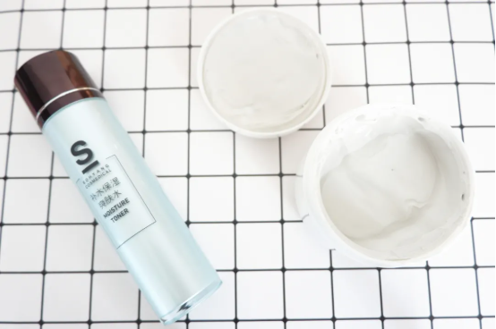 召香泥漿面膜 | 毛孔吸塵器！黑頭粉刺通通排干凈