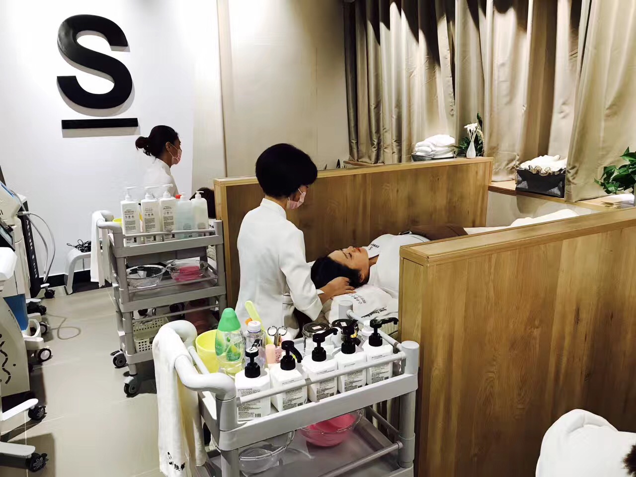 老板必看：看懂美業(yè)發(fā)展前景三大趨勢(shì)，即可抓住更多機(jī)會(huì)！